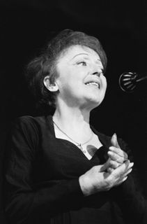 Édith_Piaf_914-6440.jpg